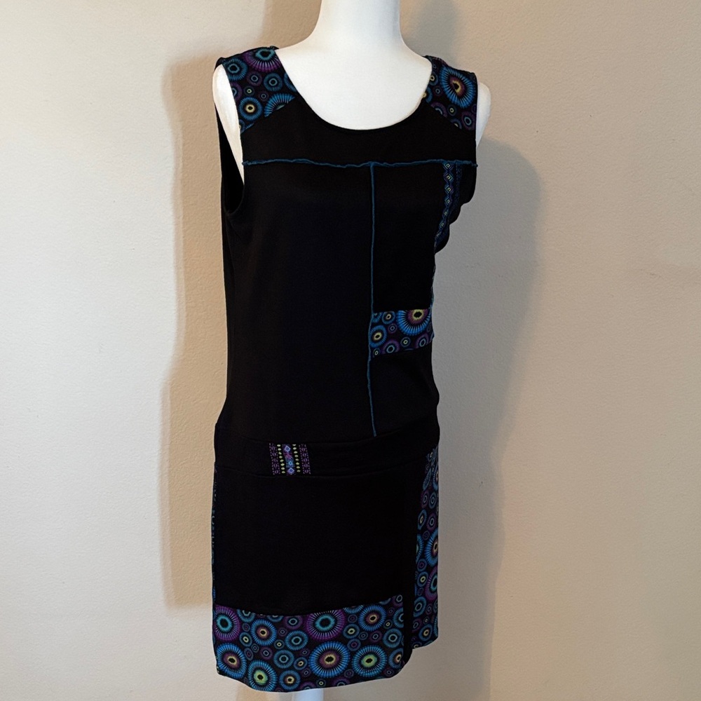 Coline  Black Sleeveless Dress with Turquoise & Purple Accents. SZ L NWT.